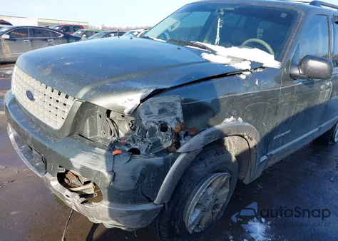 2004 Ford Explorer Eddie Bauer z USA, uszkodzony, nr VIN 1FMZU74K14UC19558